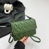 Bolsa Quadrada Pequena Casual para o Dia a Dia Verão 2026 Novo Estilo Design Liso Cor Sólida Moda Simples Portátil de Ombro Transversal Tendência