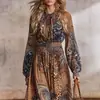 Vestido Bohemio Estampado de Manga Larga con Falda Amplia y Cinturón, Mangas de Linterna Adelgazantes, Estación Independiente 2025
