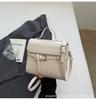 Bolso al por mayor Baroness para mujer Bolso de mano 2025 Nuevo Sentido de alta gama Bolso cuadrado pequeño simple Bolso cruzado casual multifuncional