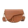 Otoño e invierno 2022 Nuevo bolso tipo silla de montar bolso concha bolso de hombro bandolera bolso de mujer bolso pequeño bolso irregular de mujer al por mayor y al por menor