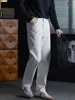 Jeans de pierna recta lisos de alta gama Lyocell minimalistas para hombre, adecuados para ir al trabajo, estilo americano, transpirables, casuales y con acabado lavado