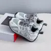 Zapatos de Niña Forrest Gump 2026 Nuevos Zapatos de Malla Hueca Transpirable de Verano Suela Suave Tenis Ligeros para Niñas Pequeñas
