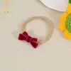 Os acessórios de cabelo infantis da Amazon são simples e requintados, com laços elásticos que não apertam a cabeça, tiaras finas e toucas de proteção para a fontanela do bebê.