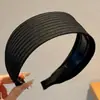 Diadema de Borde Ancho para Otoño e Invierno Estilo Coreano para Mujer Diadema Alta para la Parte Superior de la Cabeza Hace que la Cara Parezca Más Pequeña Sensación de Alta Calidad Pinza para el Cabello Accesorios para el Cabello Antideslizante Pinza para el Cabello Goma para el Cabello