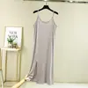 Vestido largo de tirantes con escote en V para primavera y verano, nuevo vestido casual liso con abertura, bata de noche delgada informal estilo coreano para mujer