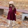 Vestido de Menina Estilo Nórdico com Gola Boneca e Manga Longa, Versátil Outono e Inverno Novo Estilo Saia Quente de Veludo com Renda para Crianças