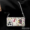 Adequado para Apple 18Promax Capa de Celular iPhone em Couro com Cordão nas Quatro Pontas Estampa de Saia Floral Kt Cat Casca Macia e Dura Personalização