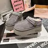 Estilo Coreano 2026 Tendência de Temperamento Inverno Novo Pelo Quente Integrado Sola Grossa Feminino Dupla Utilização Sapatos de Inverno com Pelo na Sola Grossa