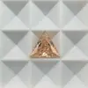 3X3~8X8Mm 5A Wuzhou Piedra Preciosa Artificial Triangular Ángulo Recto Zircón Colorido Zirconia Cúbica Sintética Cuentas Sueltas