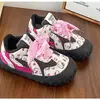 Tênis Casuais Fofos de Desenho Animado para Meninas 2026 Nova Coleção Primavera e Outono Sola Macia Antiderrapante Sapatos para Bebês Menininhas