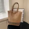 Bolsa de Palha Tecida para Férias na Praia para Mulheres 2026 Nova Coleção Primavera/Verão Bolsa de Ombro Único Bolsa Tote Grande de Balde Bolsa de Palha