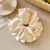 Anel de cabelo plissado de cetim roxo de alta qualidade do intestino grosso estilo coreano feminino Cabeça de rabo de cavalo baixo flor elegante corda de cabelo de manchete de grandes dimensões
