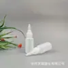 Estoque de fábrica frasco de cola 10ml15ml20ml bico pontudo frasco plástico frasco macio de apertar removedor de esmalte frasco pequeno