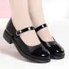 Zapatos de piel para mujer Mary Jane de bloques de color, corte bajo, nuevo modelo de otoño 2026, zapatos de tacón grueso de una sola pieza, mocasines franceses vintage