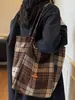 Colección Otoño 2026: Bolso de Hombro tipo Tote para Mujer Retro, Minimalista y Elegante con Textura Única y Gran Capacidad