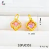 Colgante de trébol de cuatro hojas incrustado con diamantes rosas, estilo antiguo bañado en oro con circonita y pétalos de filigrana, bañado en cobre, lujo ligero, estilo único para mujer
