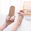 2021 Nuevas Pantuflas de Lino con Punta Abierta y Moño para Mujer, Verano Cuatro Estaciones, Suela Plana, Tela Algodón Lino, Zapatos Florales Fábrica
