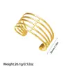 Pulsera de Acero Inoxidable Chapado en Oro de 18K de Estilo Nuevo Europeo y Americano que Conserva el Color para Mujer, Pulsera Abierta de Acero de Titanio con Diseño de Flor y Hoja de Gama Alta