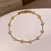 Pulsera de flor redonda con cierre de circonita, lujo ligero, alta gama, pulsera exquisita con un diseño elegante, versátil y a la moda, venta al por mayor