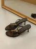 Primeiro Encontro: Sandálias de Tira de Salto Alto Vintage e Exquisitas para Mulheres, Novo Estilo de Verão, Elegante Estilo Francês para Senhoras