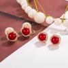 Brincos de pino de onda incrustados de diamantes femininos, moda retrô, imitação de jade vermelho, ágata, clipe de orelha de mosquito de alta qualidade, sem piercing, outono e inverno