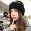 Gorro de Punto de Moda Estilo Coreano con un Sencillo Estilo Universitario y Diseño de Bloques de Color, Cálido Gorro de Invierno y Otoño para Mujer