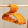 Colgador de cuello de plástico de cuello de cisne estilo japonés para adultos, acabado sin costuras, colgador para secado en seco y húmedo, venta al por mayor de fábrica