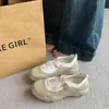 Sapatos Mary Jane Estilo Ballet Feminino 2026 Primavera Novos Versáteis Planos Baixo Corte Sapatos Individuais Simples Sapatos de Treino Alemães