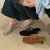 Mules Cerrados de Malla Tejida Hueca Estilo Francés para Mujer, Sandalias Versátiles de Tacón Irregular, Novedad Primavera/Verano 2025