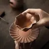 Conjunto de Xícara de Chá e Pires em Formato de Pétala de Cerâmica Rústica para Uso Doméstico, Feito de Argila de Pedra Antiga, Xícara Individual de Mestre, Xícara de Chá Pessoal