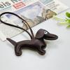 En stock Dibujos Animados Cuero Dachshund Cuerda de Mano Bolsa Colgante Accesorios para Funda de Teléfono Móvil Colgante Coche Llavero de Cachorro