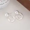 Brincos Curvos em Forma de C, Tarraxas de Pérola, Luxo Leve, Sensação Exquisita e de Alto Padrão, Design de Nicho, Brincos Únicos, Novo Modelo 2025