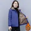 Abrigo de algodón para mujer, con forro polar, engrosado, con cremallera y botones, talla grande de invierno, solapa mullida, versátil y moderno, estilo transfronterizo