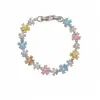 Flores de Colores Dispersas Flor de Hielo de Diamante de Colores Pulsera de Flor de Circonita Corte de Flor Pulsera de Lujo Ligero de Nicho Joyería de Mano de Alta Gama para Mujeres