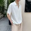 Camiseta tipo polo de seda helada de manga corta para hombre, camiseta fina de verano, estilo dos piezas falsas, cuello en V, manga media, camiseta casual para hombre