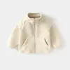 Coleção nova de primavera para meninos Jingqi: jaqueta softshell três em um para bebê, blusa softshell três em um infantil, roupas de outono para crianças