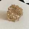 Pulseras y Anillos Europeos y Americanos de Flor de Metal Exagerada 2026 Nuevo Estilo Joyería de Lujo Ligero de Alta Gama Accesorios Elegantes de Moda para Mujer