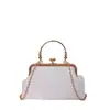 Bolsa feminina de alta qualidade estilo coreano com design único, bolsa de corrente com fecho, novo design de luxo leve da moda, bolsa de noite para atacado