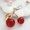 Chaveiro de Cereja Pingente de Bolsa Decoração de Mochila Estilo Tendência da Internet Japonesa e Coreana Pingente de Fruta Cereja da Moda