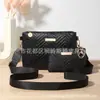 Conjunto Popular de Duas Peças Transfronteiriço de Cor Sólida Ondulada de Alta Qualidade com Relevo Cor Sólida Alça de Ombro Bolsa de Trabalho Bolsa Transversal Feminina