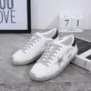 Sapatos Desgastados com Lantejoulas em Couro Genuíno, Sapatos de Estrela, Tênis Vintage para Mulheres, Novos Sapatos Brancos Primavera 2026, Sapatos de Casal