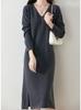 Elegante Vestido Básico de Lana con Cuello en V Estilo Commuter para Mujer Otoño e Invierno Largo con Abertura Lateral Nuevo Color Sólido Vestido Base