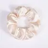 Scrunchies de Cetim Mais Vendidos Transfronteiriços em 70 Cores Sólidas, Elásticos de Cabelo de Alta Elasticidade para Mulheres, Acessórios de Cabelo Atacado