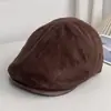 Nueva Gorra de Ante Estilo Retro Británico para Hombres y Mujeres, Otoño e Invierno, Adelgazante, Gorra Plana Versátil, Artístico Sombrero de Nube