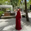 Lindo Traje de Verão: Conjunto Wild Scarlett Estilo Resort Francês Chiffon Duas Cores Top Plissado com Fita + Calça