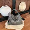 Bolsa Estilo Preguiçoso Feminina 2026 Nova Outono Casual Popular Moda Versátil Bolsa de Ombro Bolsa Tote de Grande Capacidade