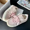 Sapatos de Painel de Couro Tendência Dopamina Nicho para Mulheres Outono 2025 Novos Populares Respiráveis Loafers Ins