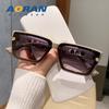 Gafas de sol cuadradas nuevas 2026 para mujer, montura pequeña, estilo de lujo ligero, gafas de sol de alta gama a la moda, gafas de sol de celebridad de internet
