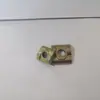 Acessórios para placa guia de pressão de elevador galvanizada, cinto de absorção de choque de trilho guia, código de pressão, placa de pressão grande oca, placa de pressão do trilho principal