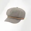 Sombrero de moda coreano para mujer de otoño e invierno, circunferencia de cabeza grande, adelgazante de cara, gorra de pico de pato, boina retro británica de rayas finas